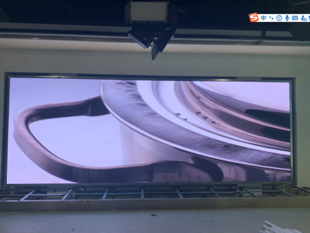 宜昌三峽大學-室內P1.66全彩屏