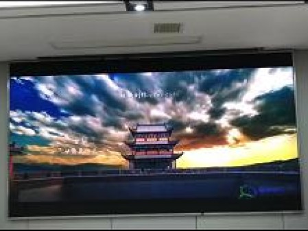 理工大馬房山校區P 1.8安裝調試完畢  尺寸：3.84x2.08   像素點：2064x1118