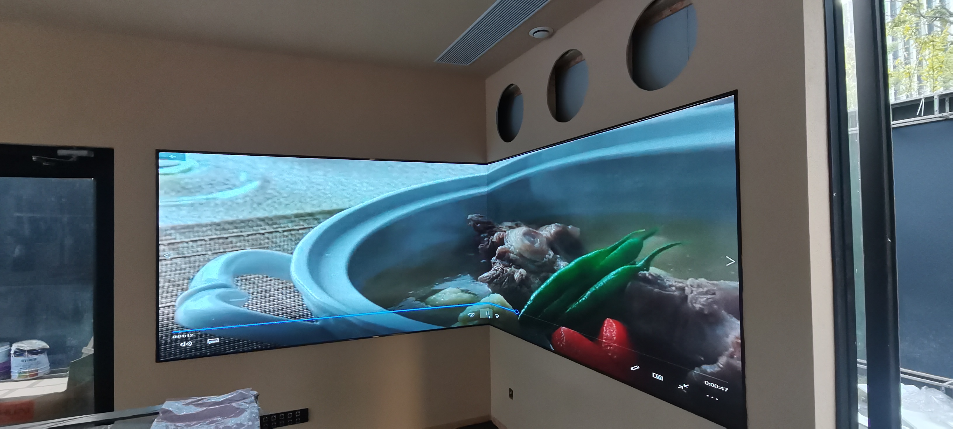 菱角湖室內全彩P2.0安裝完畢   尺寸：4.48x1.28m  像素點：2240x640