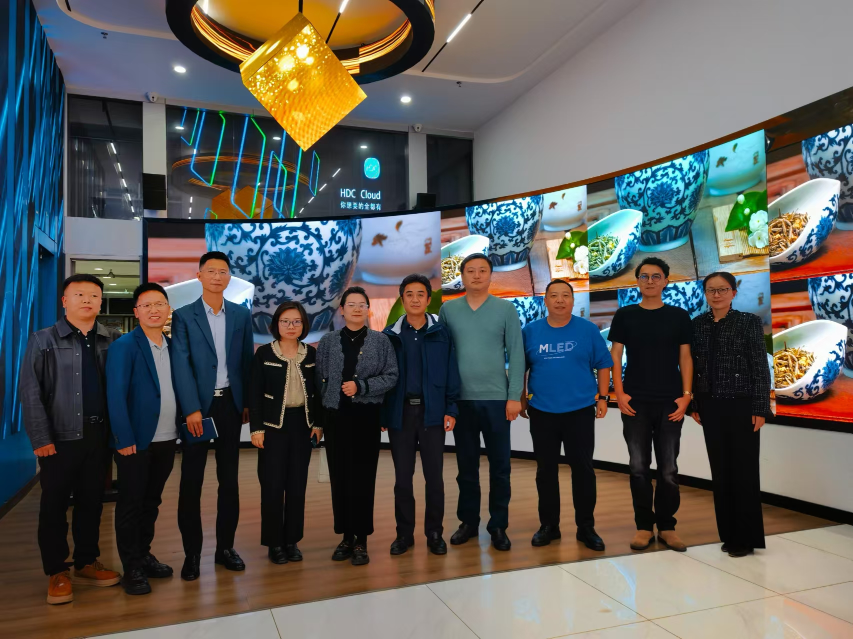 熱烈歡迎京東方各級領導蒞臨我司參觀指導