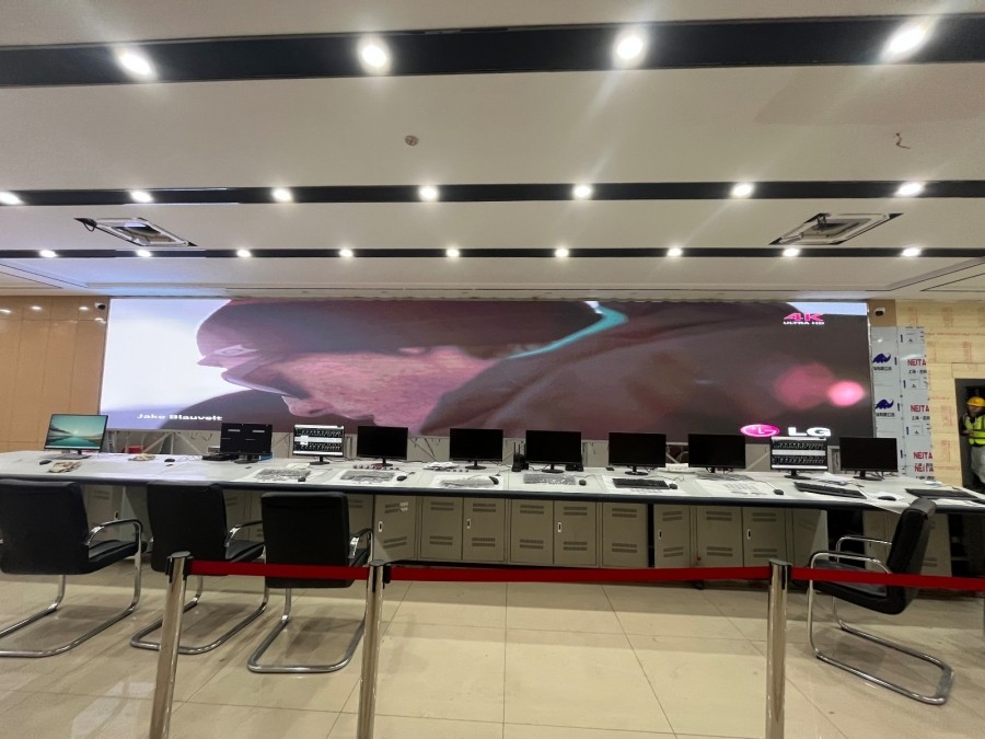 黃石-室內(nèi)P1.5